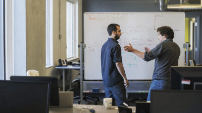 [VIDEO] Cómo elegir entre Business Central (Navision) y  Finance and Operations (Axapta / AX)