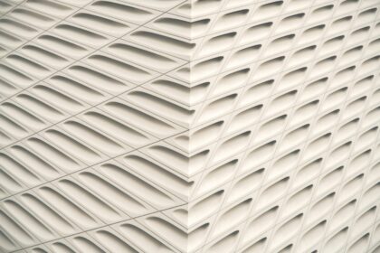 Cuánto cuesta un ERP para construcción: licencias, implantación, riesgos y escenarios reales de inversión