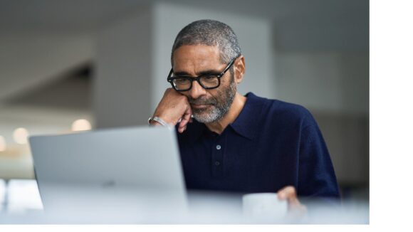 Cuánto cuesta Dynamics 365 Sales en 2026: precio real para construir un motor comercial serio